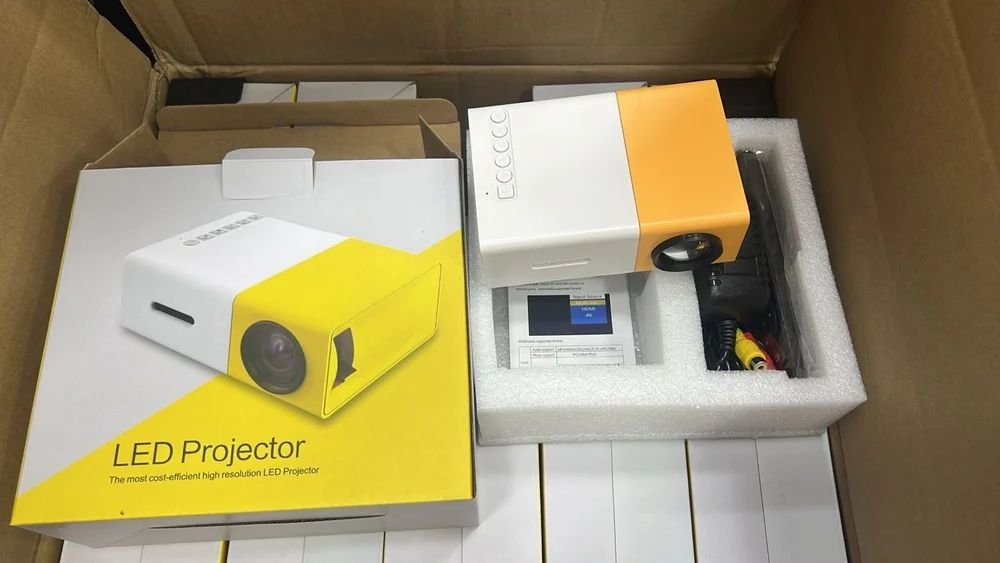 Mini LED Projector – Portable, High-Resolution Entertainment Anywhere